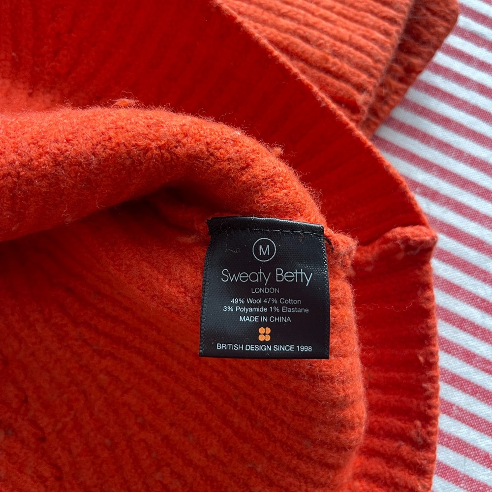 Sweaty Betty | Balloon Sleeve Heavy Wool Sweater - Picture 12 of 13